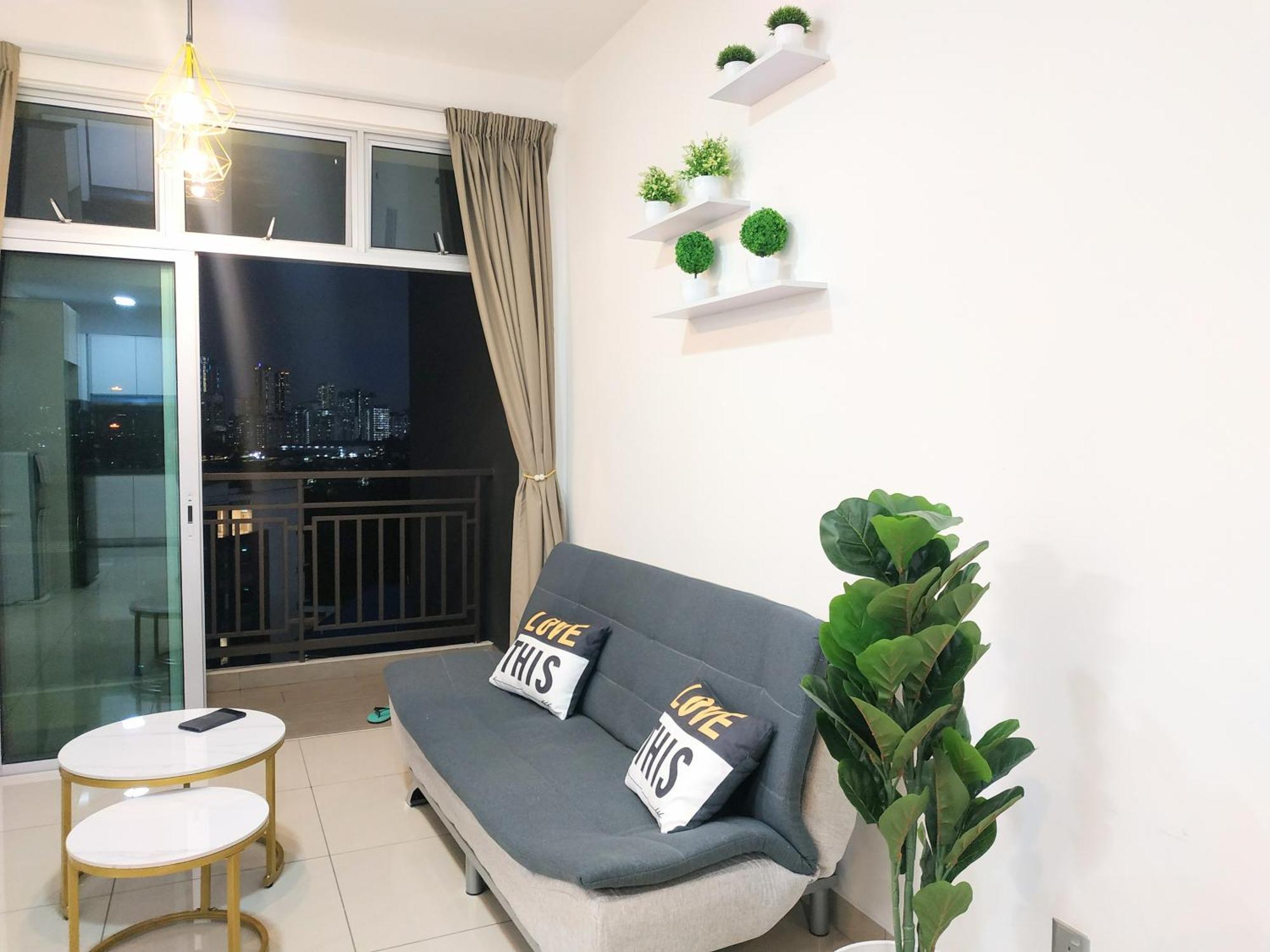 Larkin Bus Terminal Doraemon By Yha Apartemen