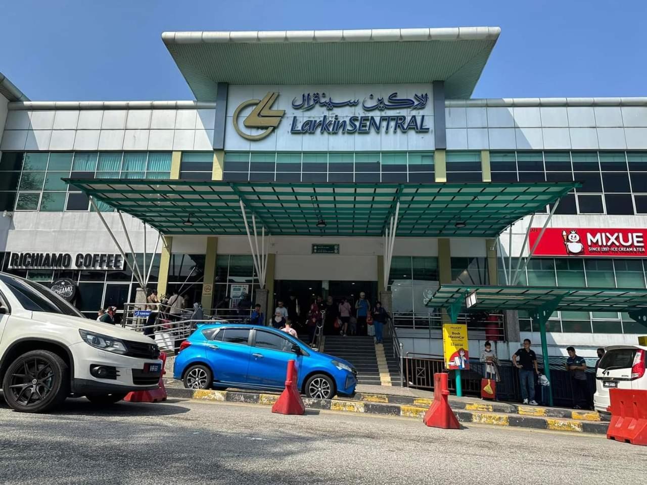 Apartemen Larkin Bus Terminal Doraemon By Yha Johor Bahru